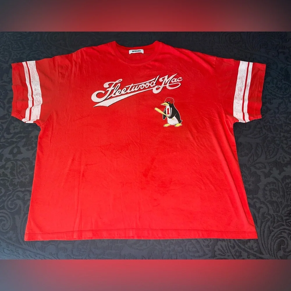 DAYDREAMER Fleetwood Mac 🐧 OS Tee - Picture 1 of 10